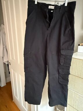 Abercrombie & Fitch Curve Love Relaxed Cargo Pants, Black, Sz. 30 Short
